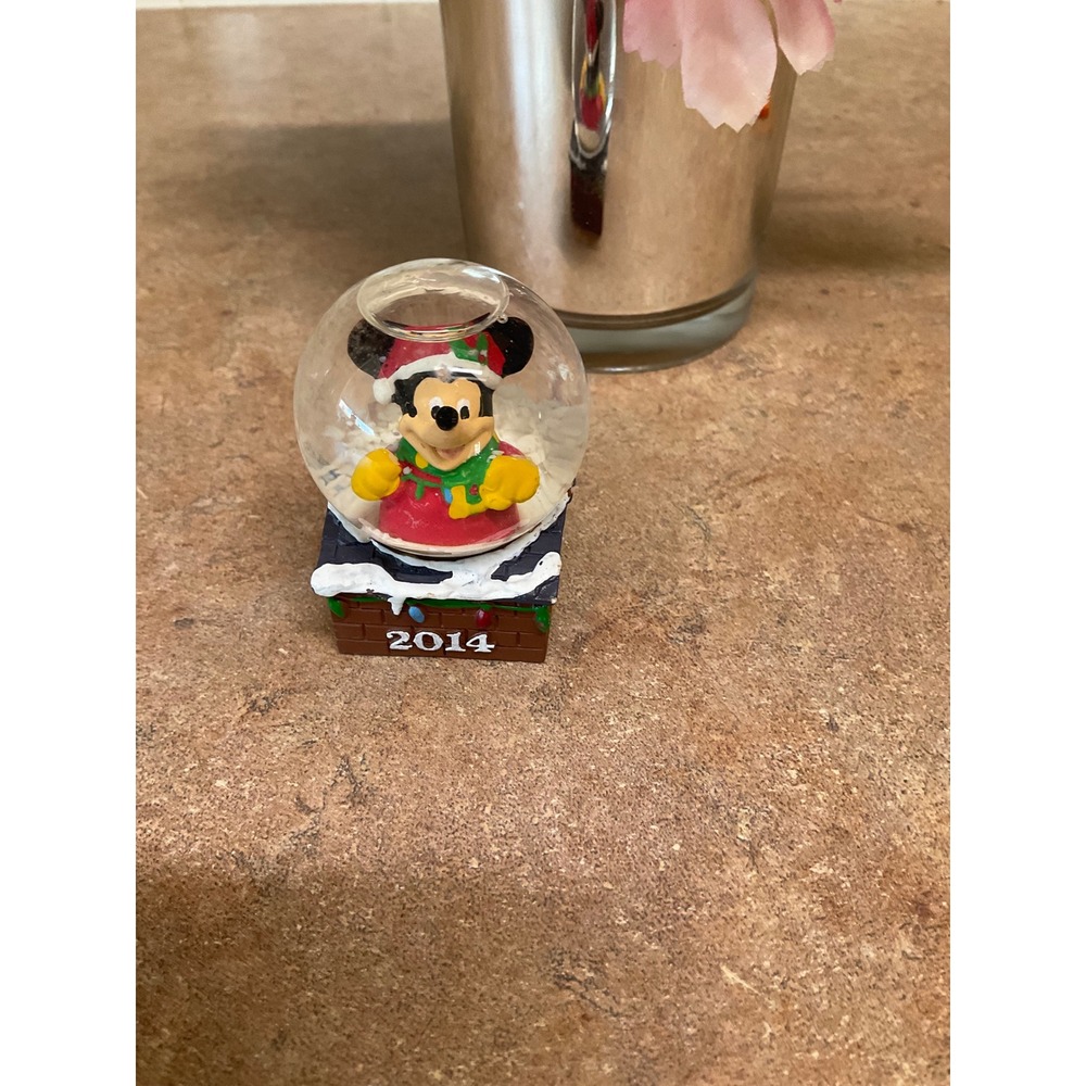 Disney Mickey Mouse 2014 Christmas Mini Snow Globe JCPenney Exclusive Holiday